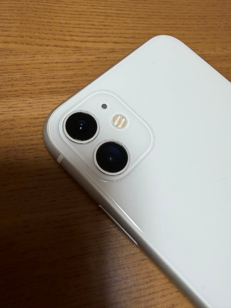 Apple iPhone 11 ホワイト