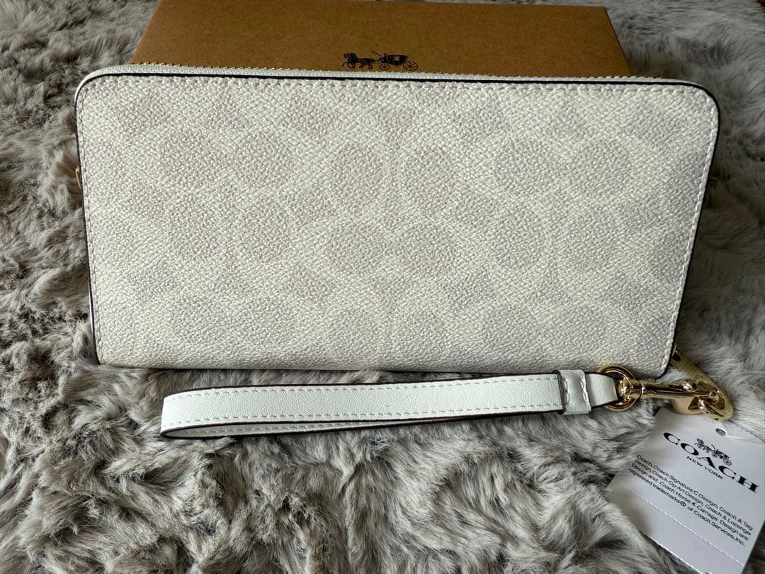 COACH ホワイト 長財布