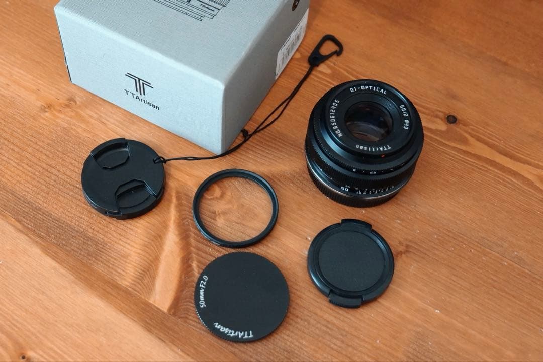 おまけ付きTTArtisan 50mm F2.0 Lマウント