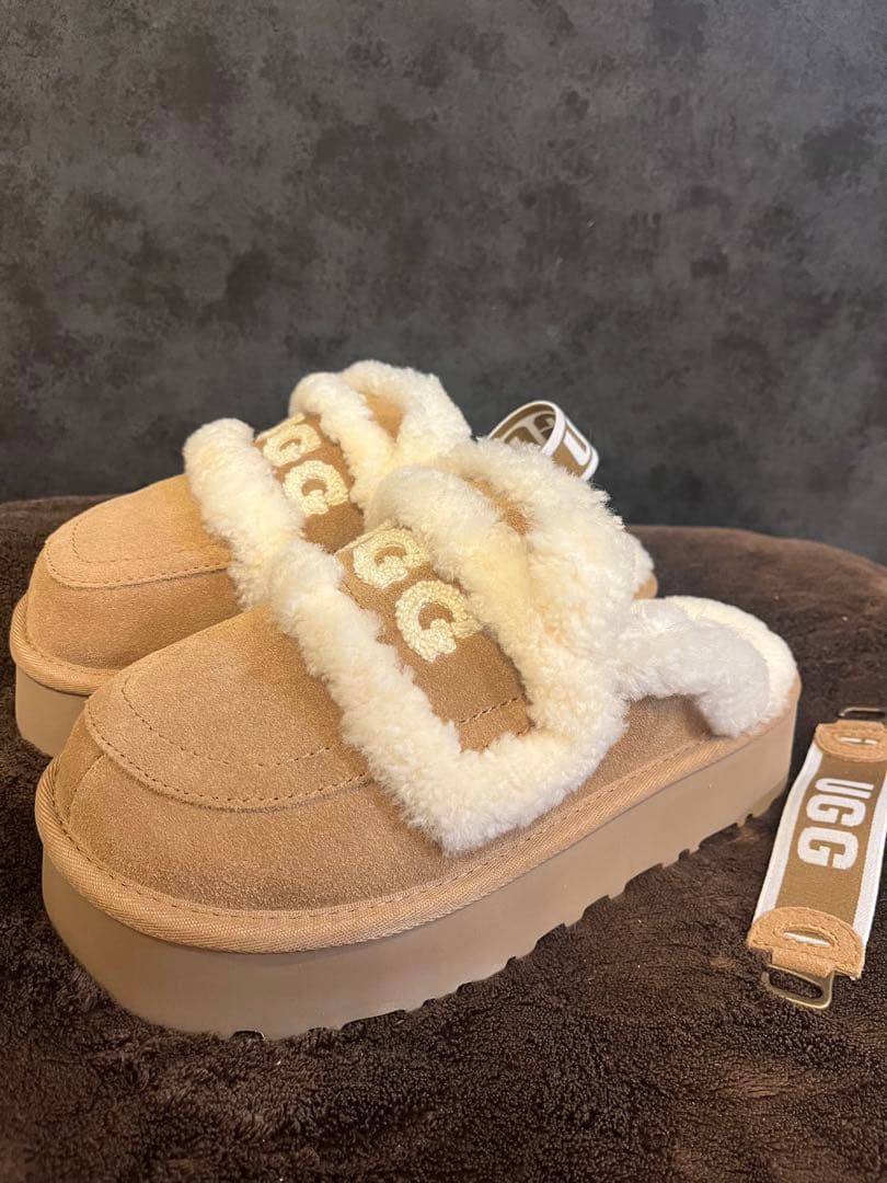 UGG アグ ブラウン 厚底サボサンダル 24CM