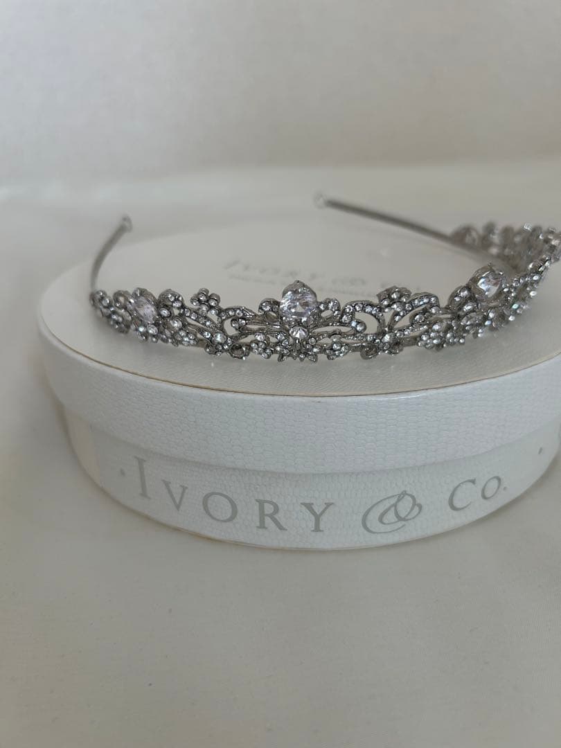 Ivory & Co. Elizabethティアラ