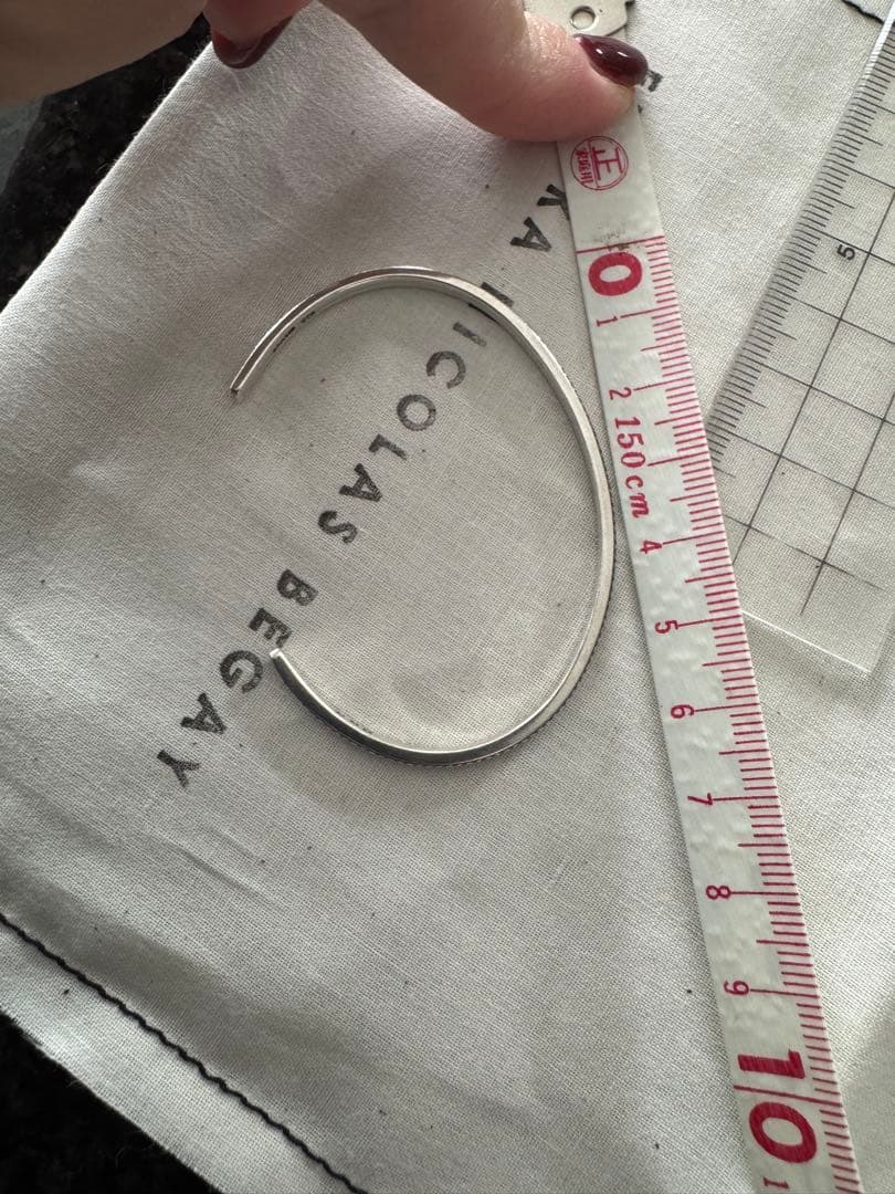 エリッカニコラスビゲイ　ハンドメイドバングルシャイニー