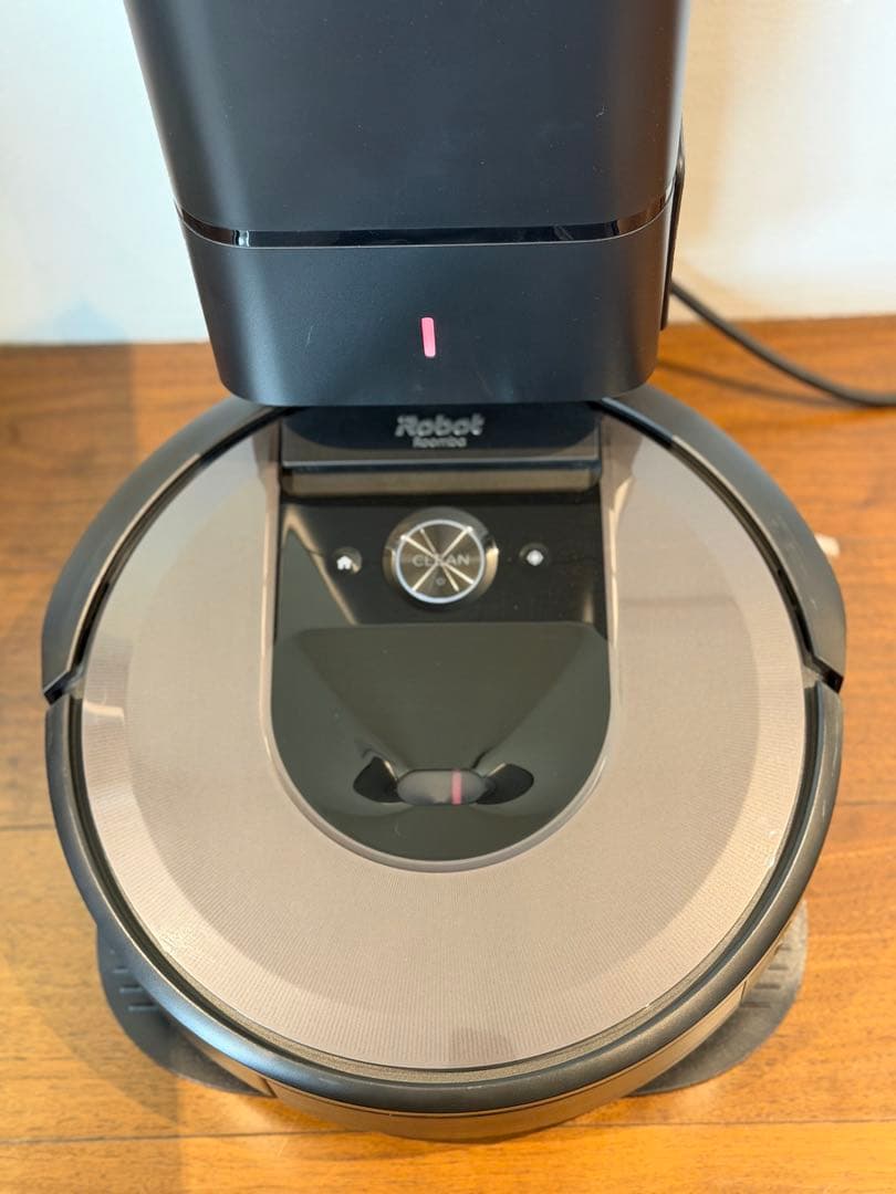 iRobot Roomba i7+ 本体 ルンバ 紙パック付き i7550