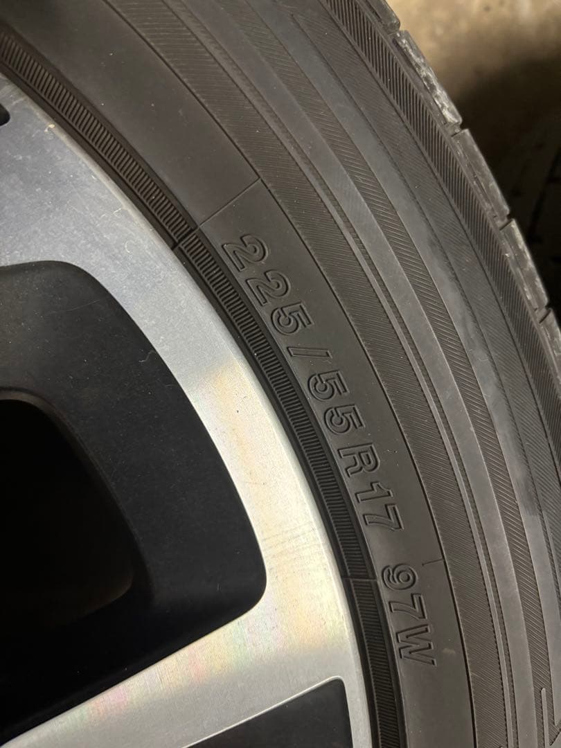 スバルXV GP7純正ホイール&ヨコハマ　ブルーアースXT225/55R17