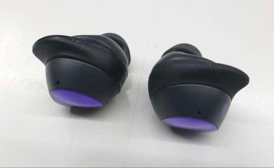 BTSワイヤレスイヤホン　 コラボ カード付き