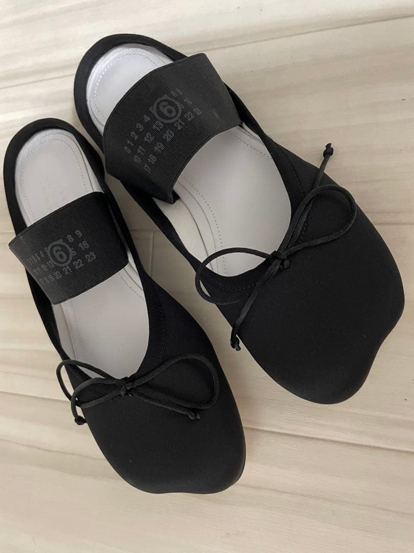 MM6 Maison Margiela ブラックバレエシューズ