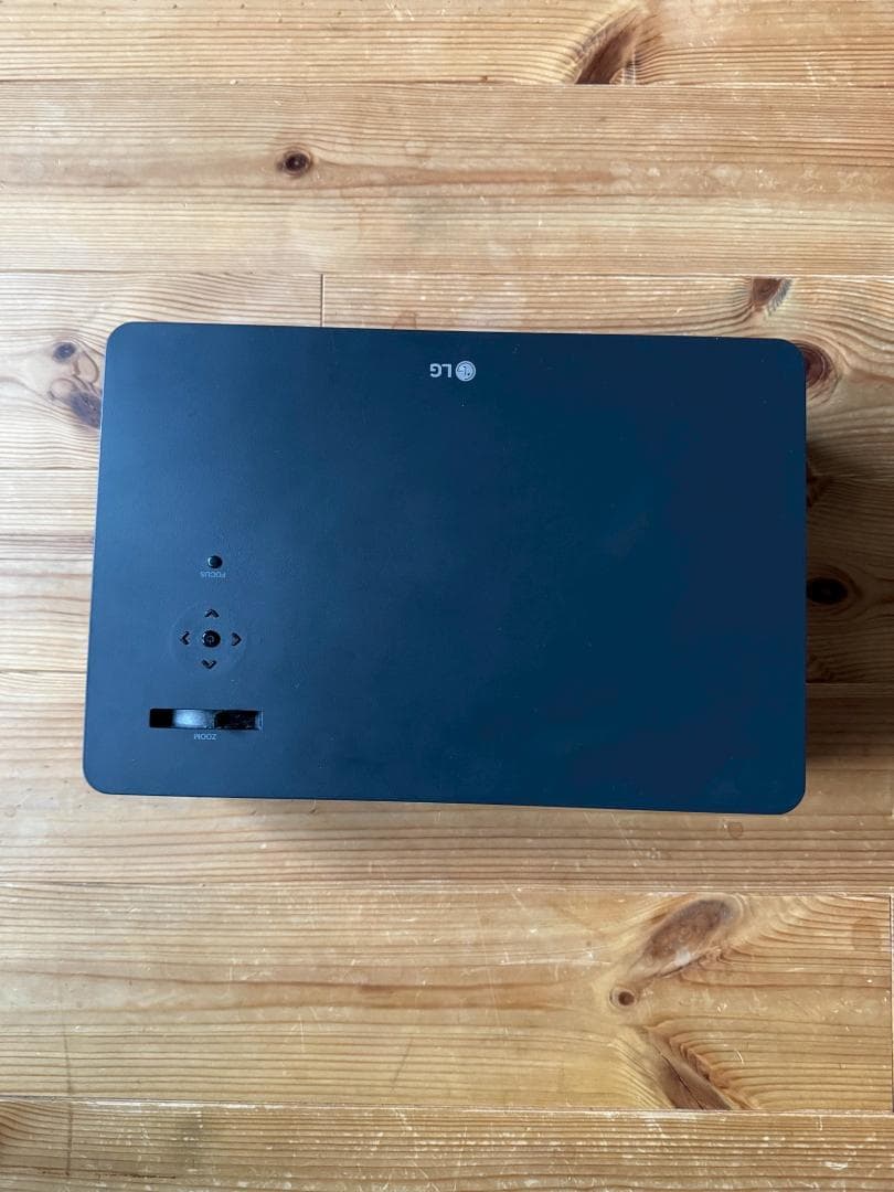 【歳末値下げ】LG 4K LEDプロジェクターHU70LS