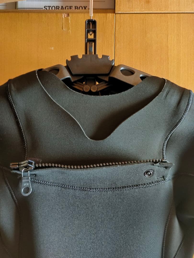 Hurley フルスーツ ブラック/グレー ML 未使用に近い