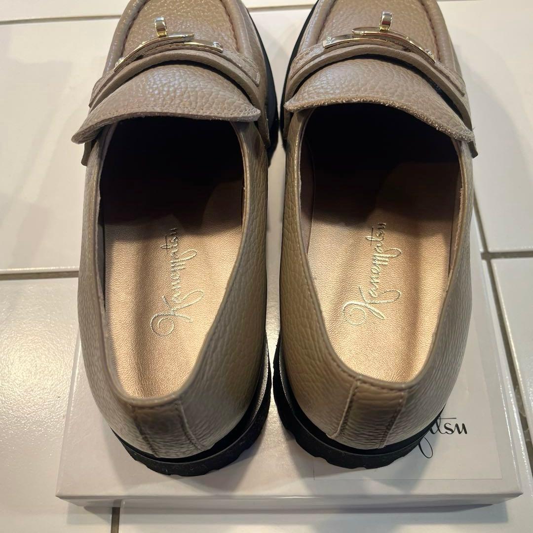 銀座かねまつ ベージュ レザー ローファー