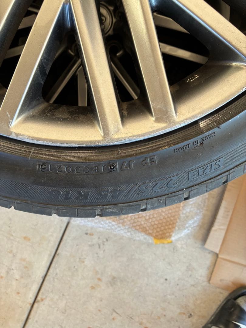 210系クラウンアルミホイール 18インチ