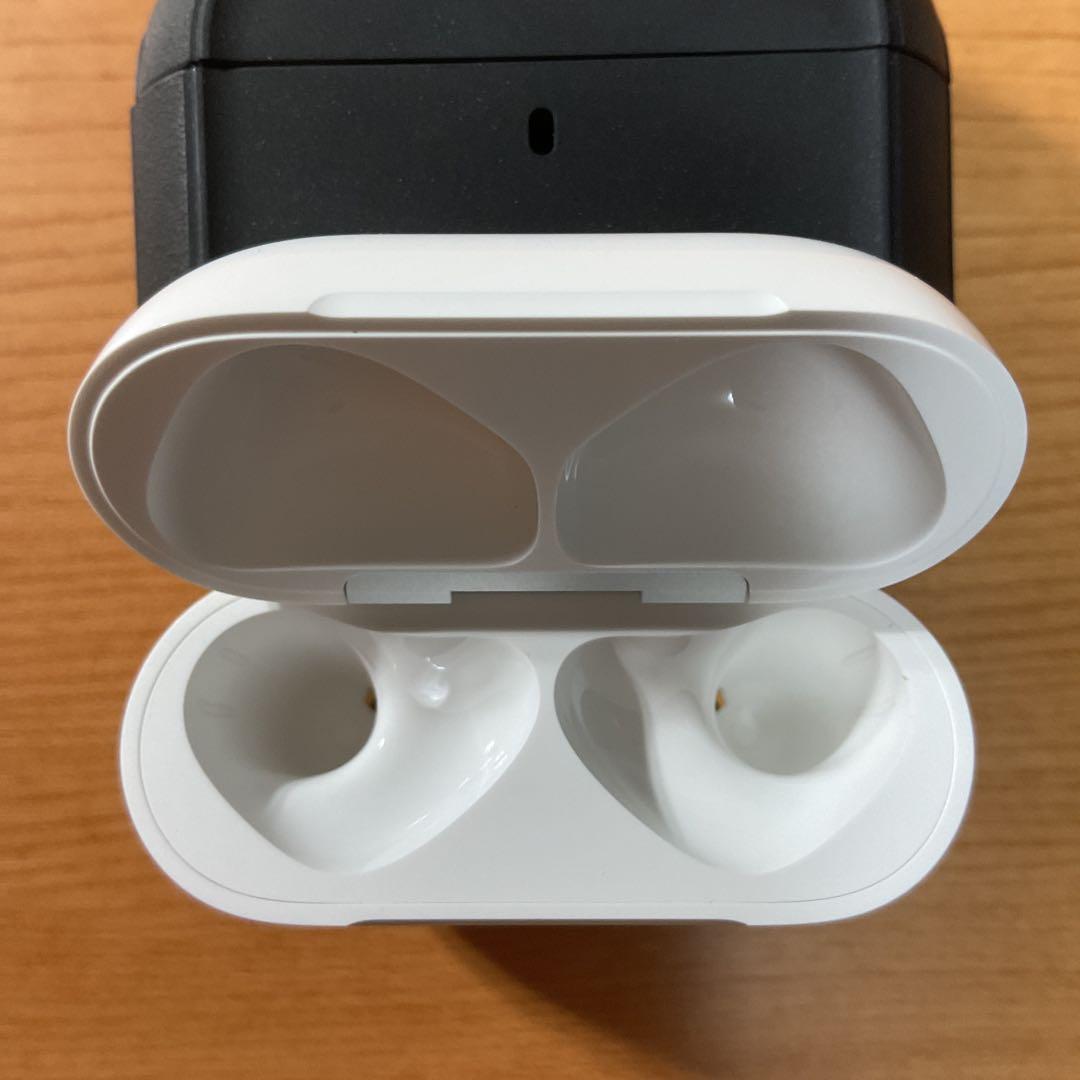 Apple AirPods 4 アクティブノイズ キャンセリング搭載