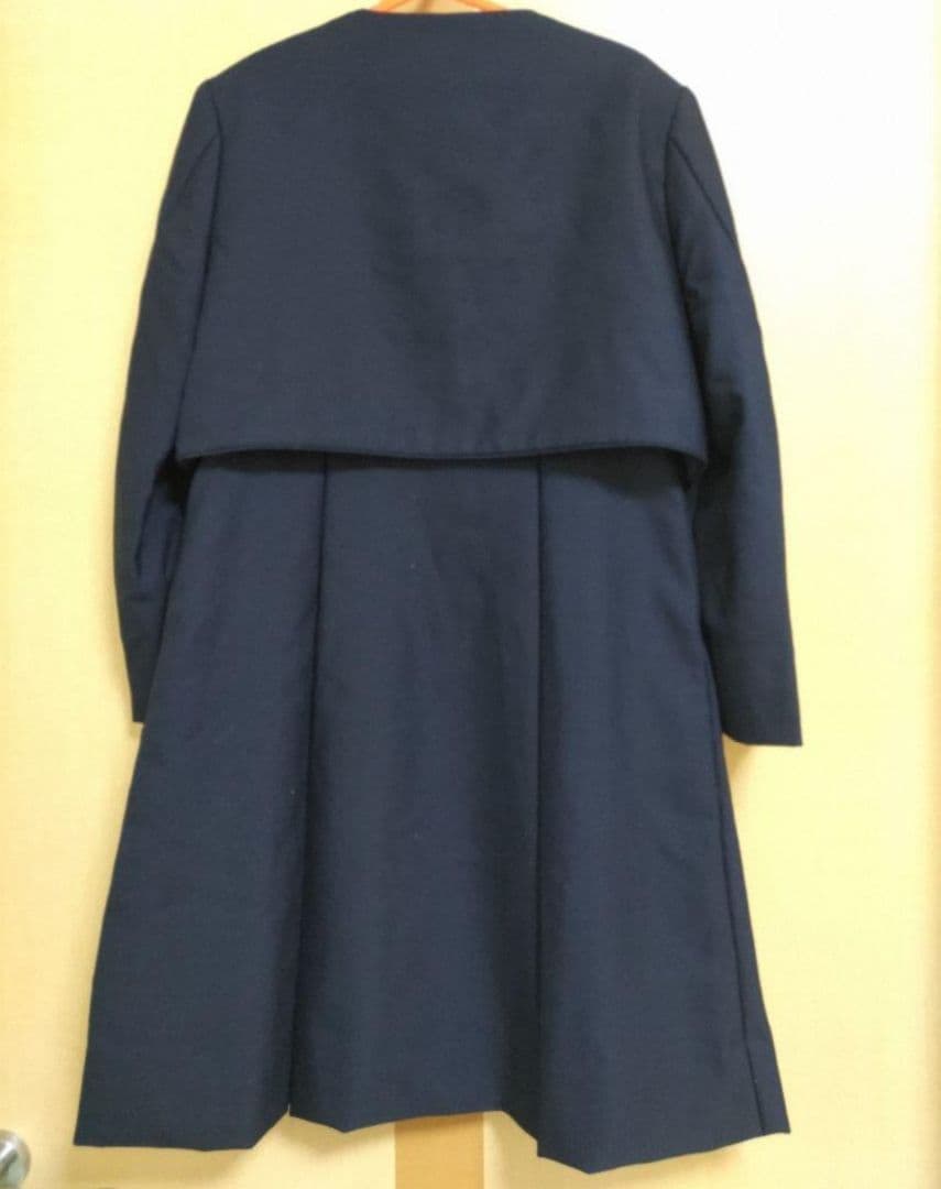 familiar　お受験アンサンブル(125㌢)花刺繍　ホツレ？あり　濃紺　清楚