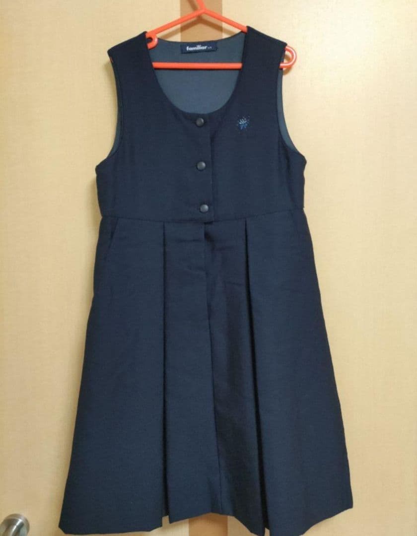 familiar　お受験アンサンブル(125㌢)花刺繍　ホツレ？あり　濃紺　清楚