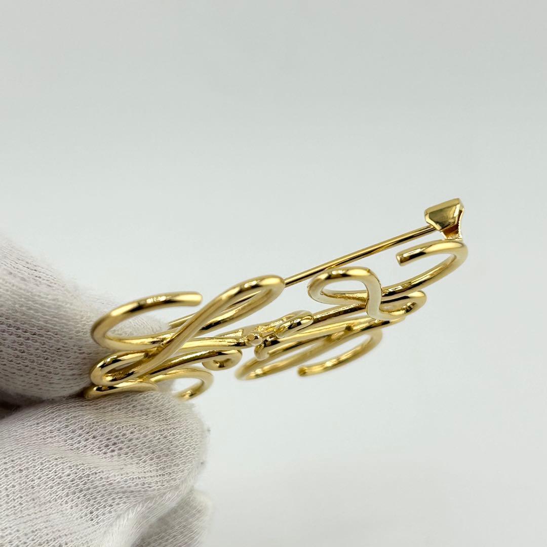 ✨未使用級・箱保存袋付き✨　LOEWE ロエベ　ブローチ　アナグラム　ゴールド