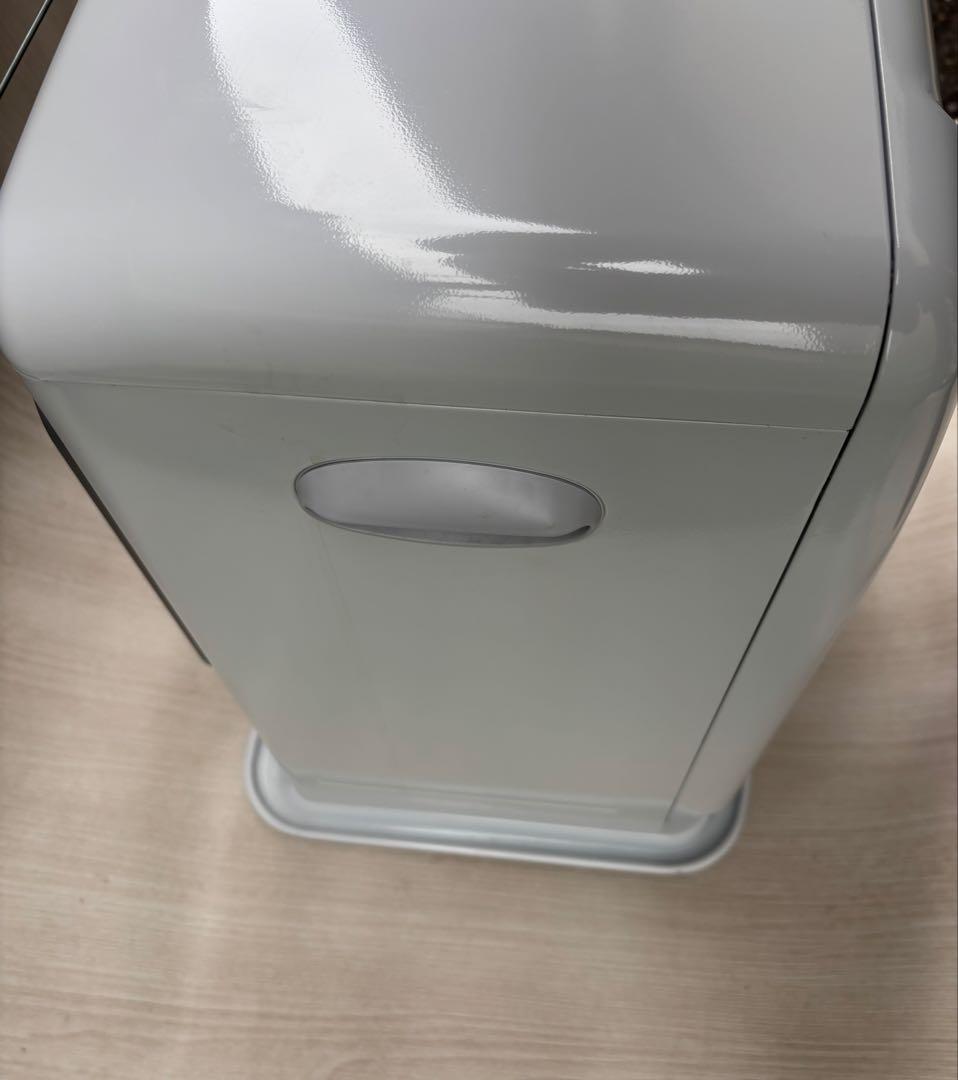 美品石油ファンヒーター FW−4223NC 2023年製