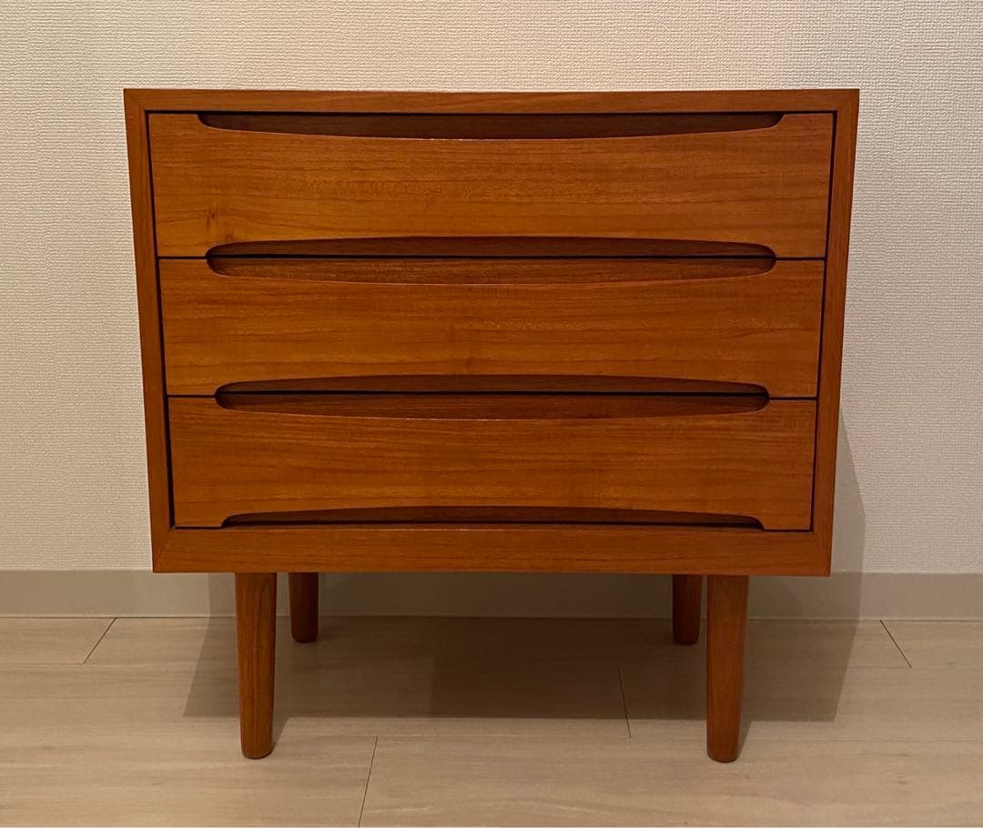 CHLOROS Leaf-handle スモールチェスト