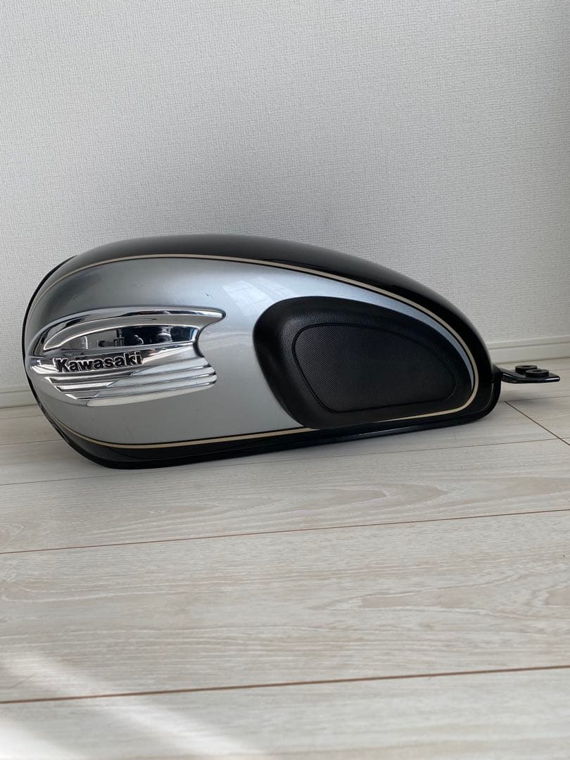 カワサキ　W650 2007年式　純正タンク