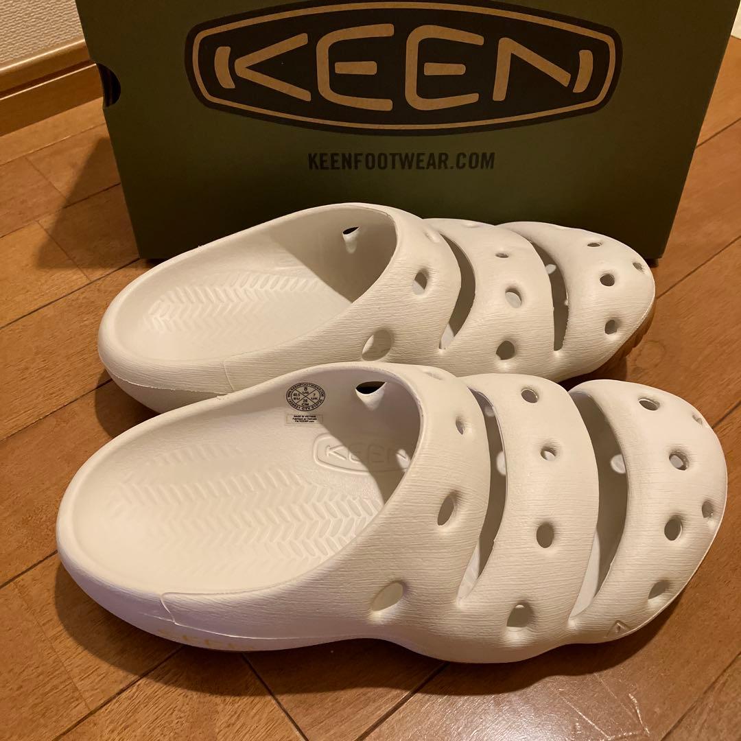 KEEN ヨギ　メンズ　サンダル　ホワイト　26cm