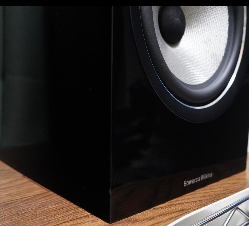 Bowers & Wilkins B＆W 706 S2