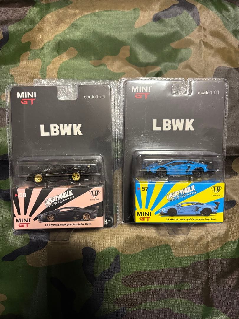 MiNiGT LBWORKS ランボルギーニアヴェンタドール　2台セット