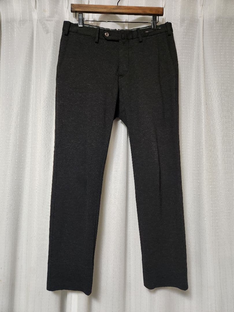 ピーティーゼロウーノ　TRAVELLER　テクノジャージー　濃灰　48　秋冬