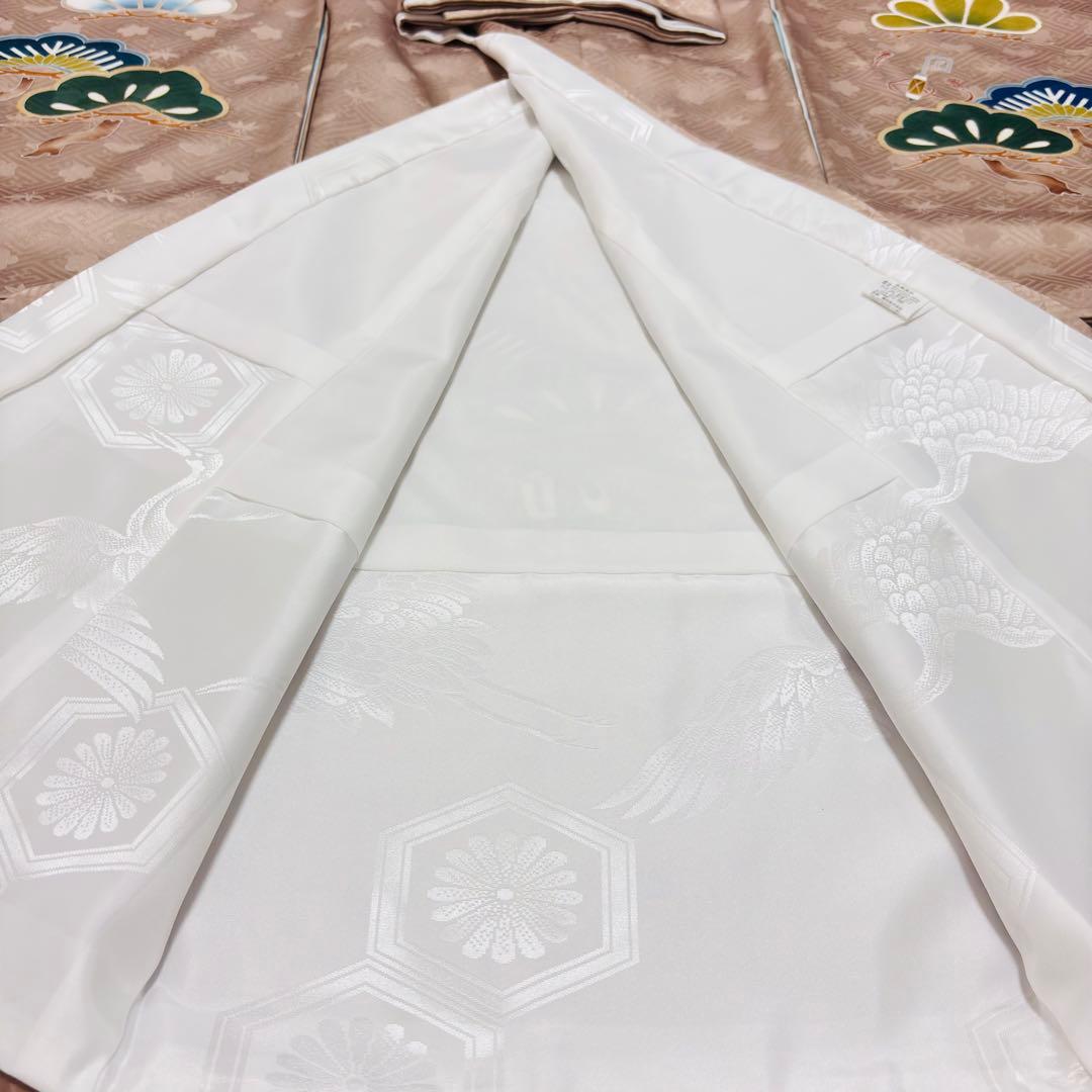 【新品】新色モカ色❗️正絹 京友禅 金駒刺繍 本金彩 襦袢付 新品たとう紙付 正絹