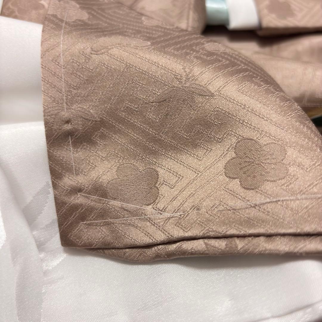 【新品】新色モカ色❗️正絹 京友禅 金駒刺繍 本金彩 襦袢付 新品たとう紙付 正絹