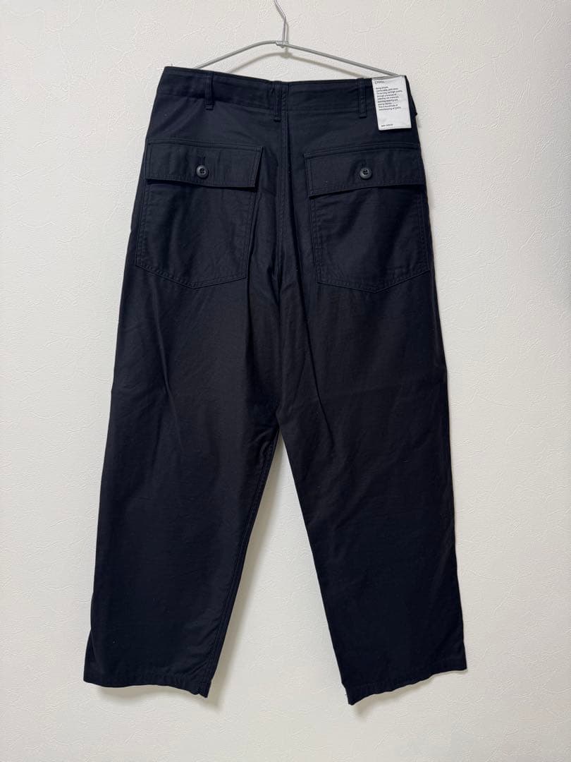 CIOTAスビンコットンムラ糸バックサテンベイカーパンツ　サイズ4