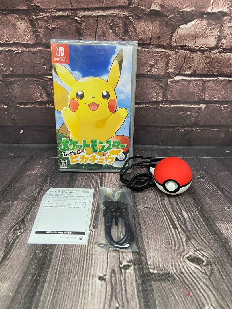 Let's Go! ピカチュウ + モンスターボール Plus ミュウ入り