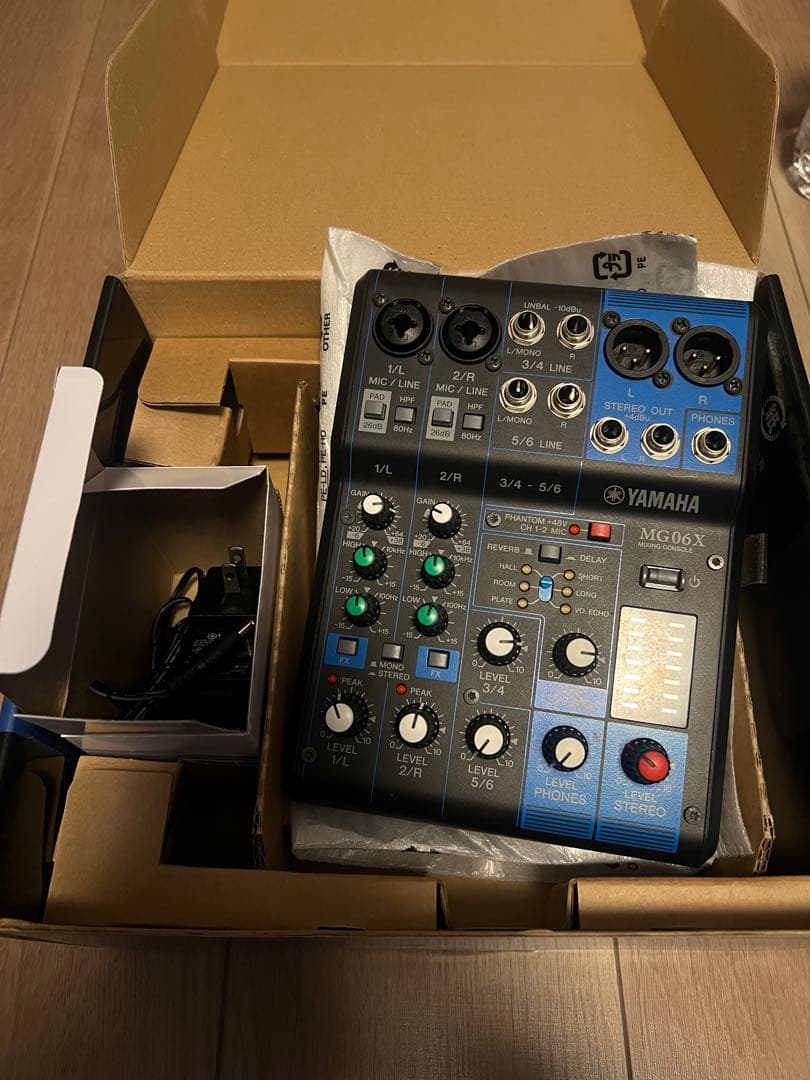 Yamaha MG06X DJミキサー