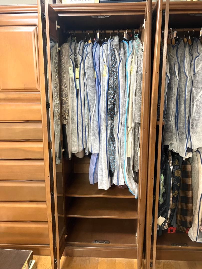 【マイ1588】婚礼箪笥B 洋ダンス 木製　送料込みの場合は34,000円