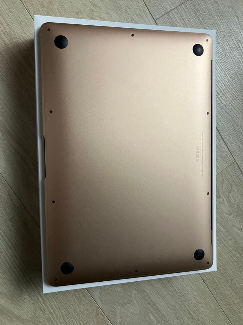 n*a様 MacBook Air (13-inch, 2020) 16GB/1T