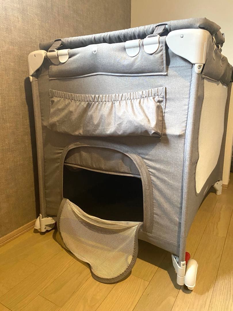 カトージ　KATOJI　ポータブルベビーベッド　オムツ台付