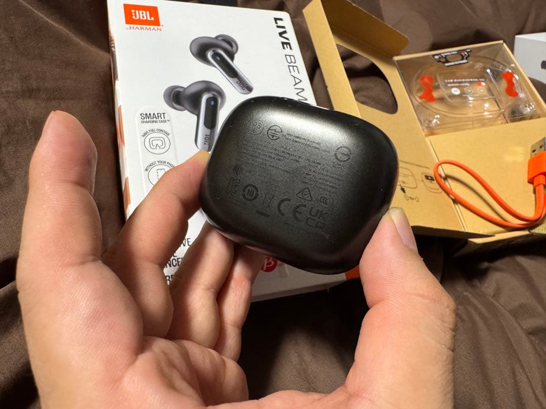 【保証期限内】JBL LIVE BEAM 3 ノイズキャンセリングイヤホン