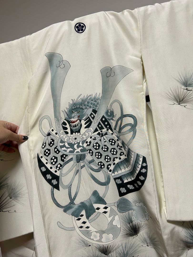 男の子用お祝い着★お宮参り、七五三に◎お正月用にも◎　迫力の鷹　美品白地グレー系