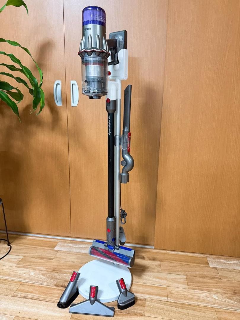 【分解洗浄済】285-ダイソン dyson SV18 掃除機 作動品