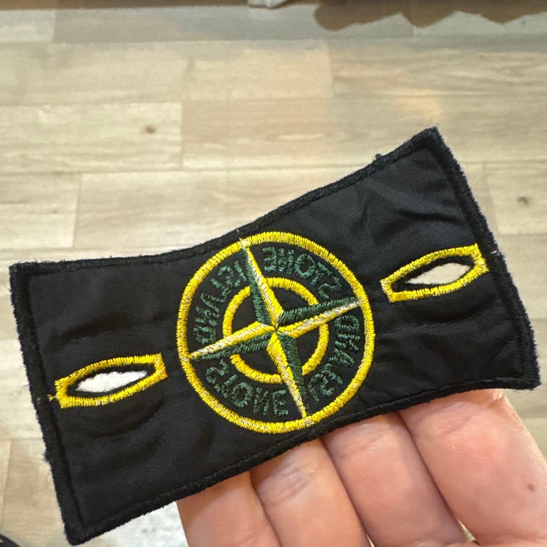 STONE  ブラック ベスト