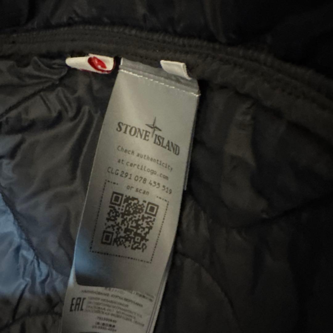 STONE  ブラック ベスト