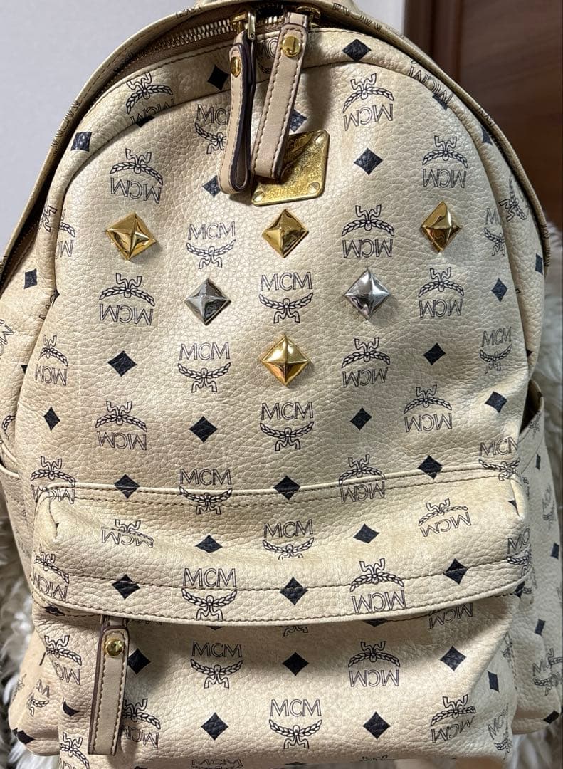 MCM バックパック　リュック　スタッズ