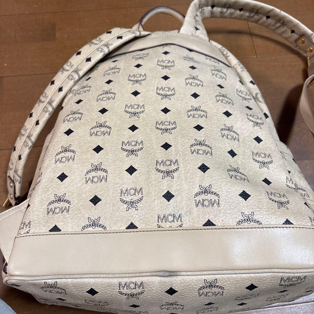 MCM バックパック　リュック　スタッズ