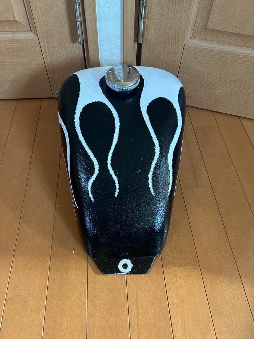 T&F ドラッグスター400 スポーツスタータンク フレイムス塗装 スポタン