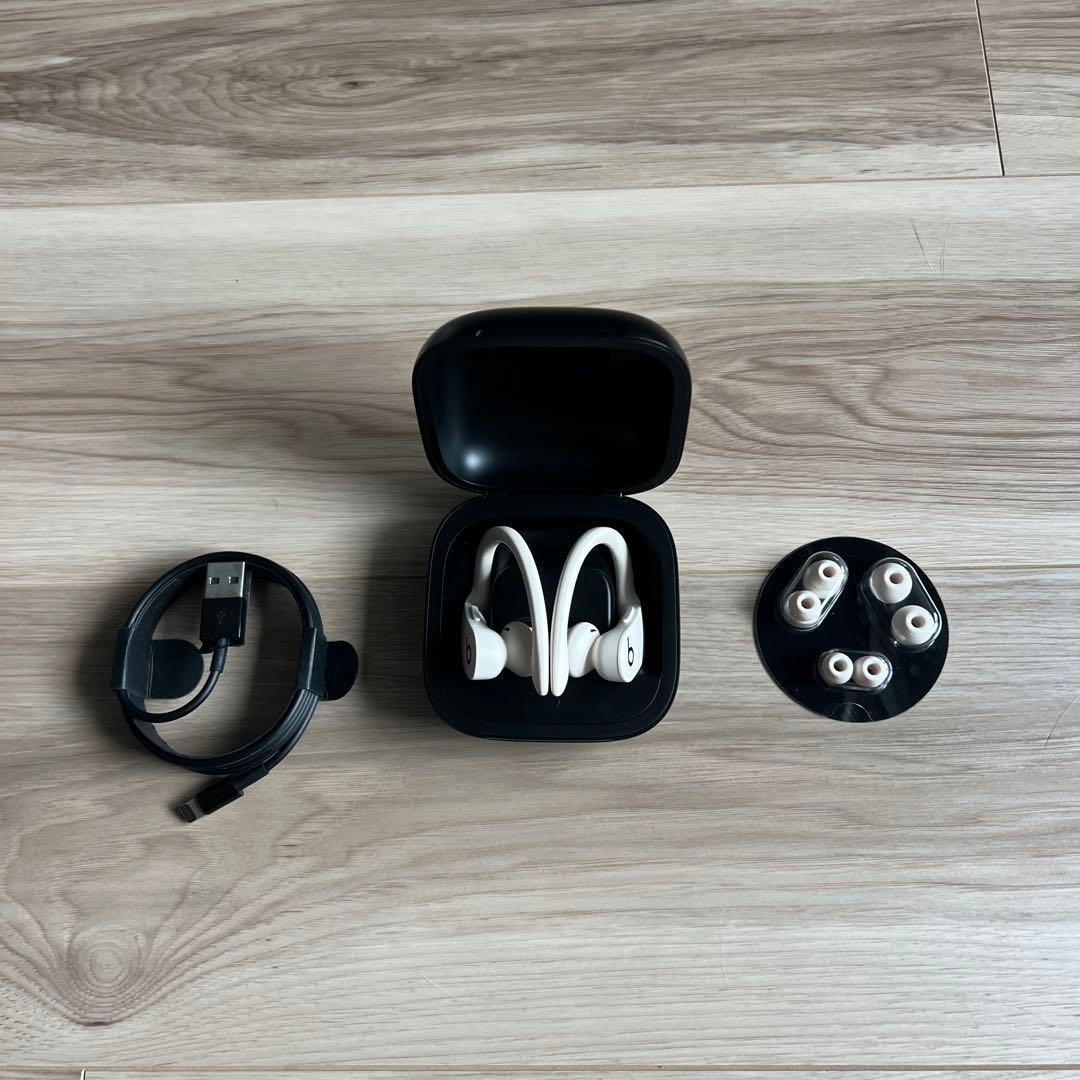 Beats by Dr.Dre Powerbeats クリーム