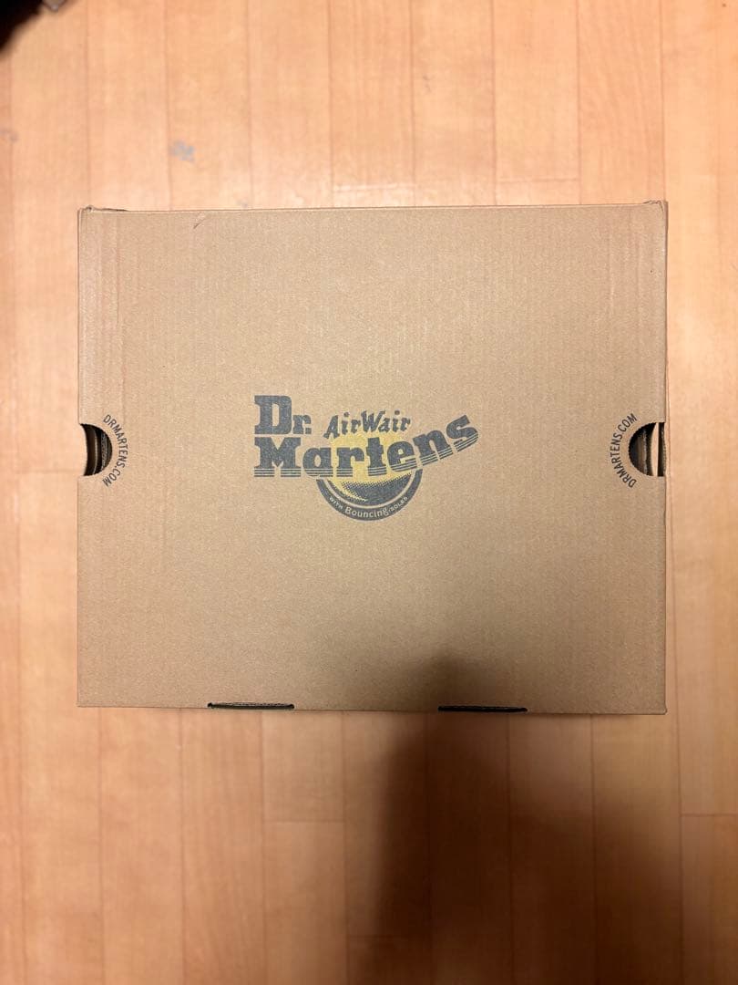 vota即発送！ドクターマーチン 1460 8ホール (UK9/28cm)