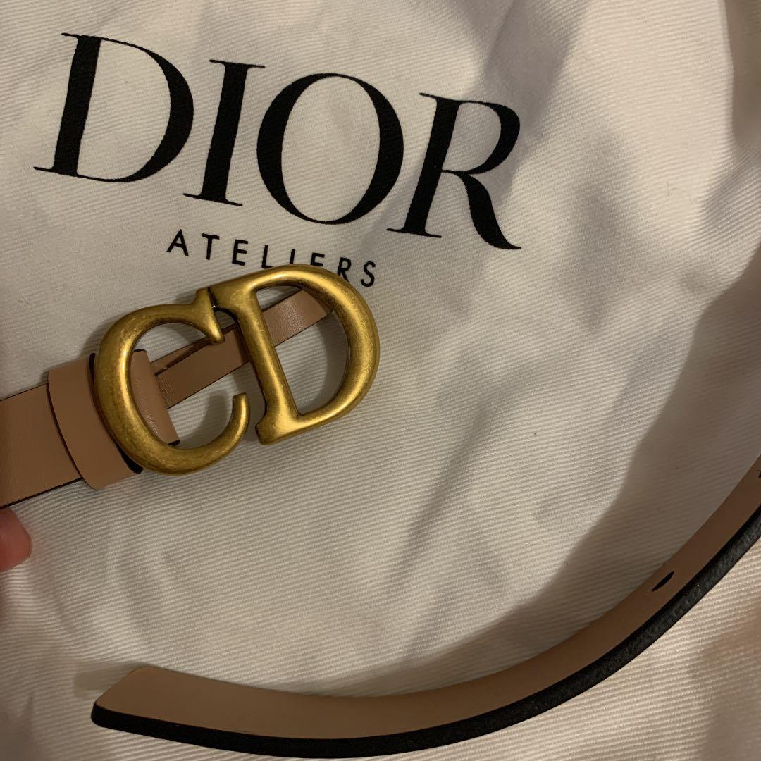 2022年銀座店購入　CDロゴピンクレザーベルト