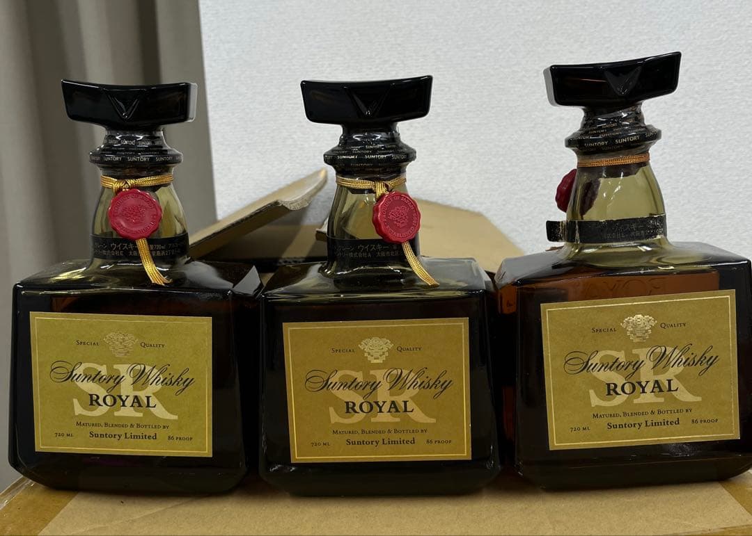 サントリーウイスキー ロイヤル 720ml 43%3本セット