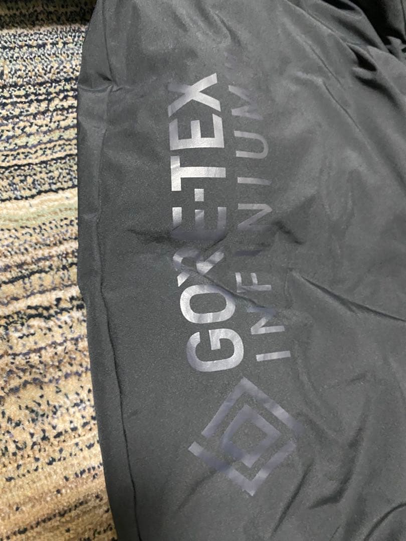 +phenix(プラスフェニックス) GORE-TEX ダウンジャケット