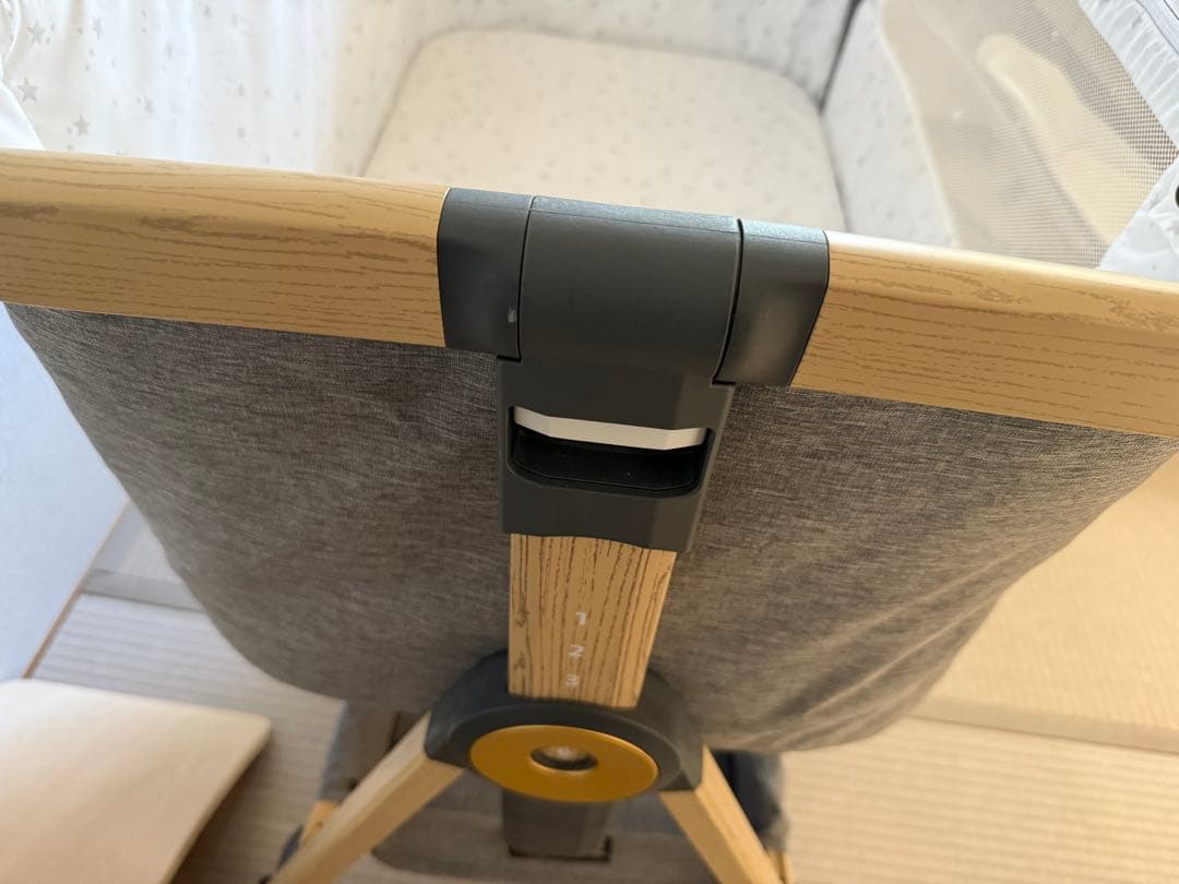 折りたたみベビーベッド キャスター付き