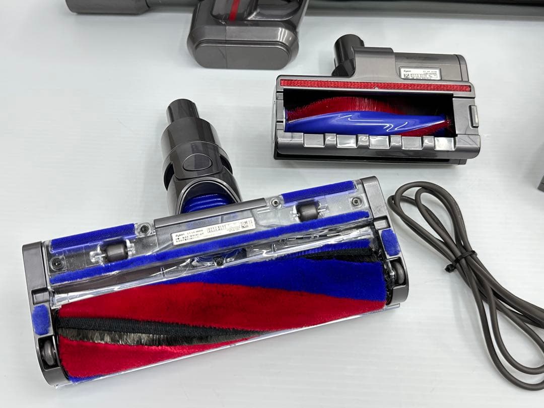 ダイソン　Dyson 新型　SV21 掃除機　純正バッテリー付き　美品　動作保証