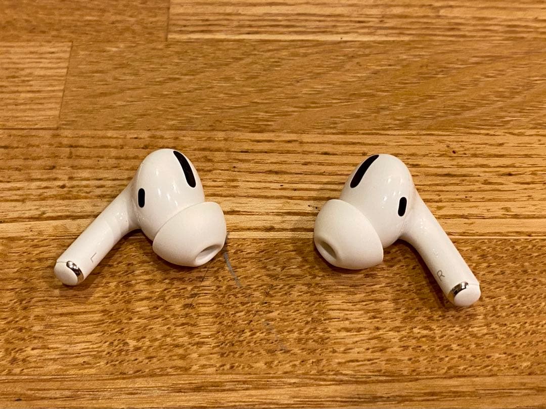 エアポッズプロ　AirPods Pro Appleワイヤレスイヤホン第一世代