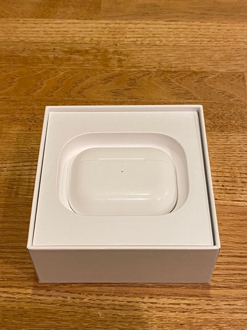 エアポッズプロ　AirPods Pro Appleワイヤレスイヤホン第一世代